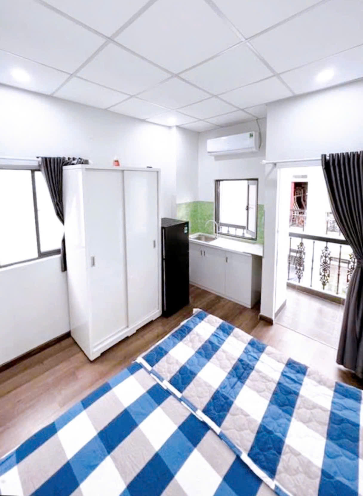 Bán nhà QUẬN TÂN BÌNH - hẻm Ô tô Cách Mạng Tháng Tám - 6.45 tỷ - Ảnh chính